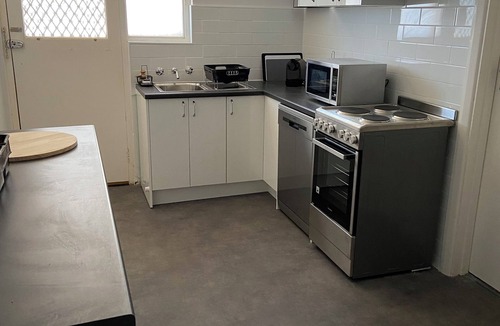 Broken Hill Cottage | Suite Petite- The Old Broken Hill Bakery B&B