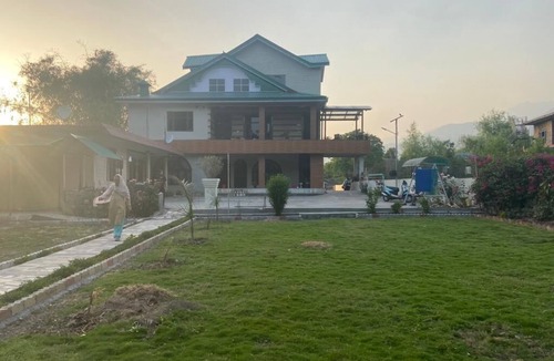 Sidhpur House | Summer Valley Cottage