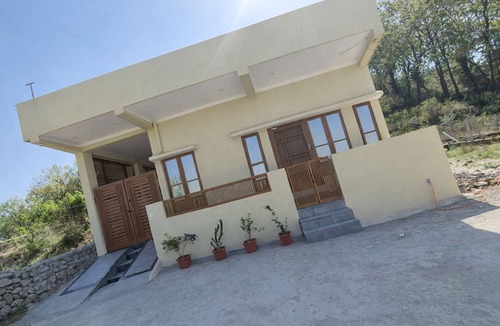 Mayapur Apartment | Sunrise Haven - Peaceful Retreat Near Rishikesh