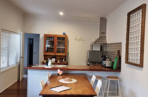 Inverloch Cottage | Sunset Beach Shack on Surf