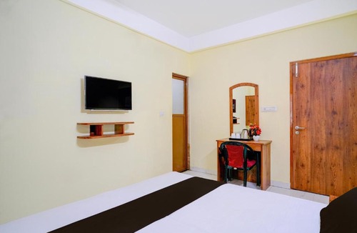 Sualkuchi Hotel | Super Collection O Bashista Chariali Formerly Luit Heritage