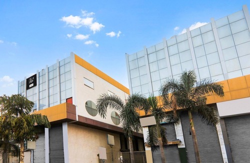 Bareilly House | Super Collection O Civil Lines