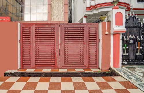 Mohangarh House | Super Hotel O Jankipuram Vikas Nagar