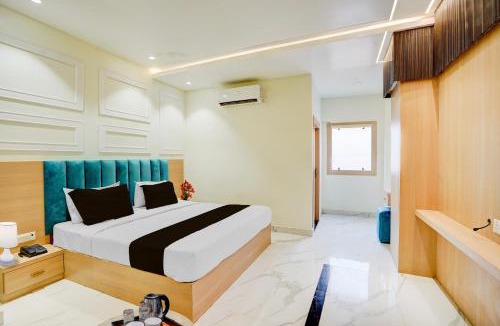 Allahabad Hotel | Super OYO Townhouse Oak Prayagraj Allahabad University-Railway Junction Formerly Ballians