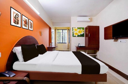 Hubli Hotel | Super Townhouse Hubli Bus Terminal