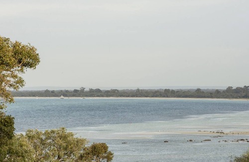 Dunsborough House | Superb Dual Keyed Home with Stunning Ocean Views just 300 Metres to Beach