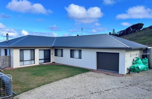 Cape Bridgewater House | Surfside Lodge on the beach