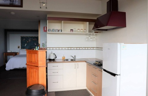 Grindelwald Apartment | Tamar Ridge Winery Apartment #7