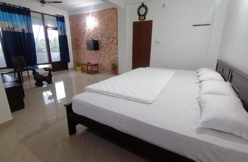 Sulthan Bathery House | Tapovan fruitopia