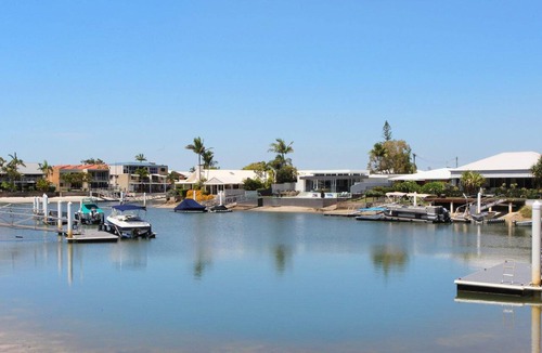 Mooloolaba House | Tarcoola 41 home by the beach
