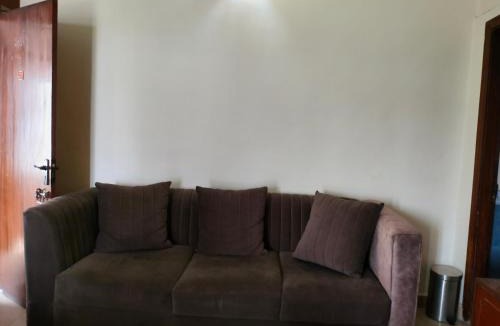 Saket House | Terrace one bedroom apartment