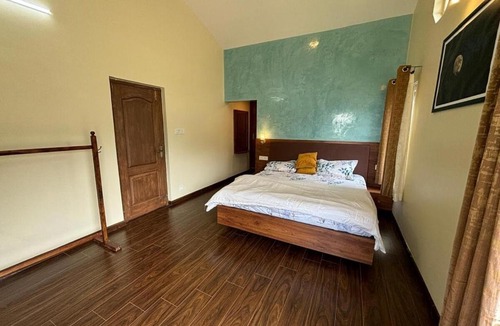 Wellington Ski Chalet | Thakur's Cottage