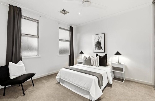 Henley Beach South Resort | The Anchorage on Henley