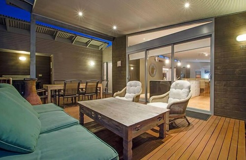 Peppermint Grove Beach House | "The Breeze House" luxury family escape