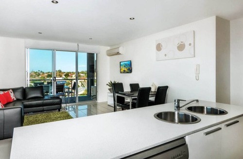 Chermside Hotel | The Chermside Apartments