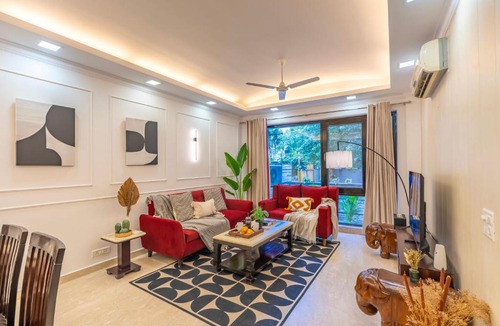 Safdarjung Enclave Apartment | The City Abode by The Blue Kite - 3BHK Serviced Apartments with Caretaker in Safdarjung South Delhi