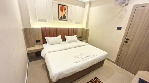 Kanpur Hotel | The City Hotel