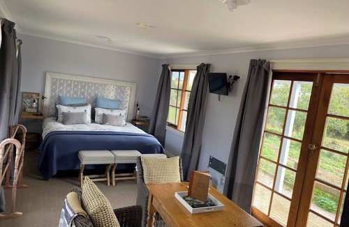 Sassafras Apartment | The Garden Studio at historic farm - Farm stay in Sassafras, Australia