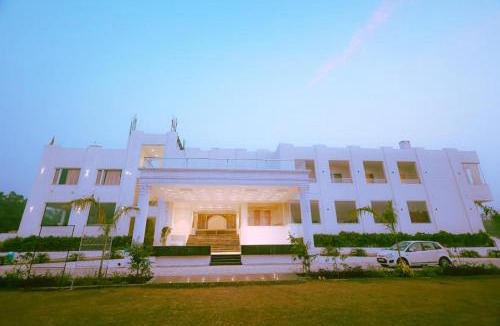 Malihabad Resort | The Glory Riverside Resort
