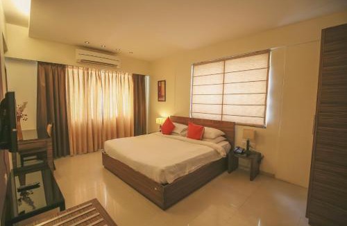 Kharadi Hotel | The Gold Haven