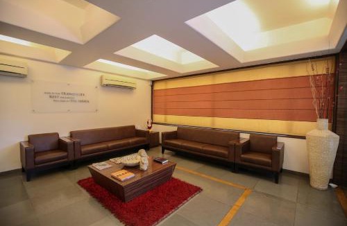 Kharadi Hotel | The Gold Haven