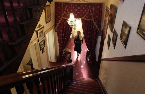 Devonport Bed & Breakfast | The Grand On Macfie