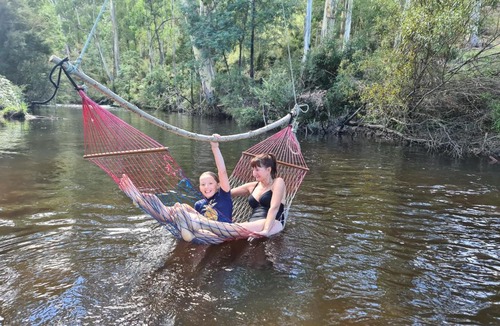 Caringal House | The Hammock