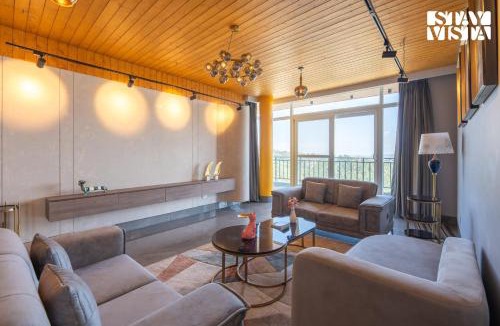 Kaul Apartment | The Himalayan Echo - Mukteshwar by StayVista - 8BHK Pet-Friendly Villa