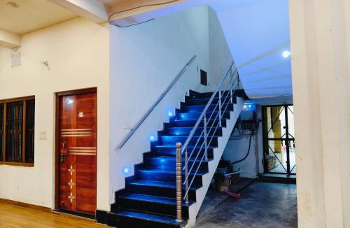 Faizabad Hotel | The Laxman Palace