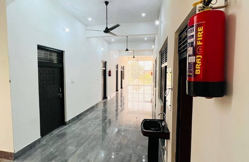 Kasganj Hotel | The Light House Hotel and Restaurant
