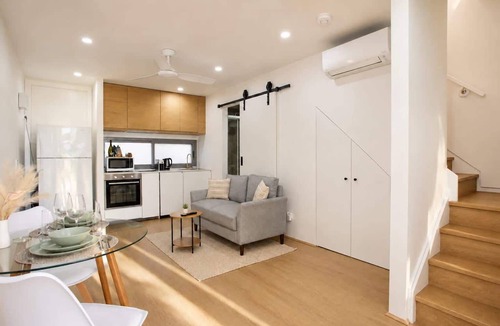 Glebe Apartment | The Loft | Charming 1BR Glebe, Near Sydney Uni