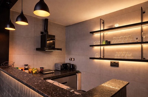 New Delhi Apartment | The Luxury Penthouse IGI Airport Delhi