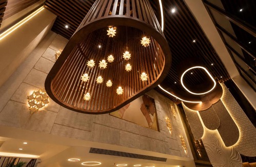 Paharganj Hotel | The Queens Head - City Centre