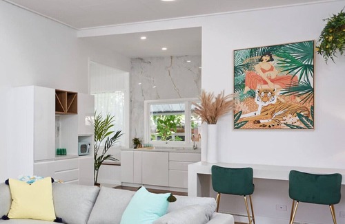 Labrador House | The Queenslander! Bright - Breezy - Beautiful