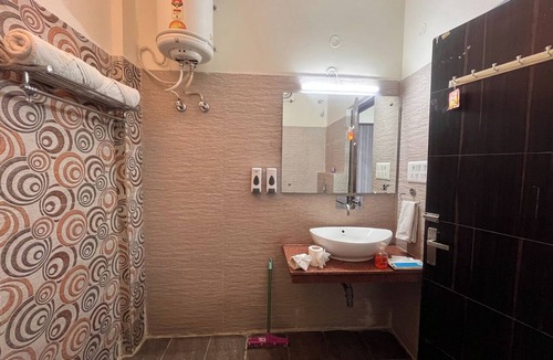 Ramnagar Hotel | The Sukoon Corbett