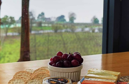 Grindelwald Apartment | The Tamar Ridge Lookout at Tamar Ridge Apartments