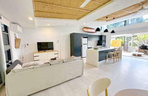 Scotts Head Villa | The Tula Suite - Driftwood Villas Scotts Head