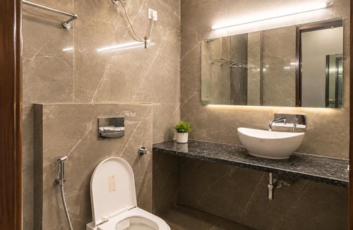 Sector 39 House | The White Casa Premium Stay Near Medanta Medicity, Gurugram