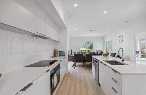 Coomera House | Theme Parks/Mall/M1! 5Beds Luxury Family Retreat