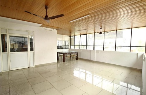 Kochi Hotel | Thulasi Inn