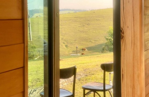 Sarsfield House | Tiny house with a view! A cosy place to stay while exploring East Gippsland
