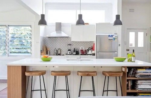Catherine Hill Bay House | Torodes - pet friendly and moments from the sand