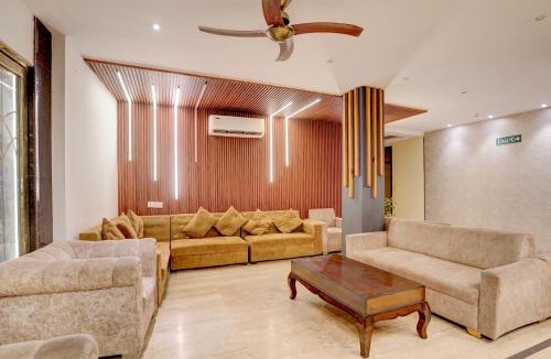 Mahipalpur Extension Hotel | Townhouse Airport Road Delhi