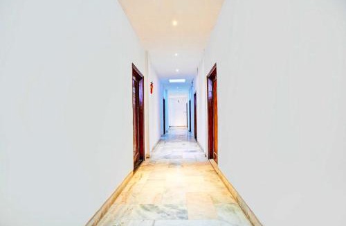 Gwalior Hotel | Townhouse Gurudwara Square
