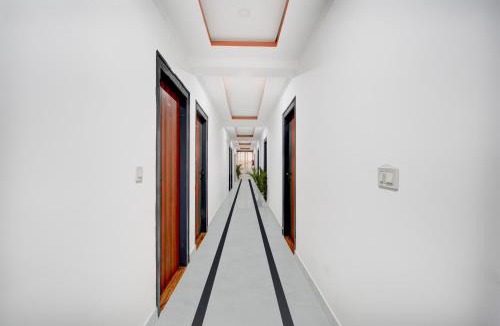 Krishnarajapura Hotel | Townhouse Oak Whitefield Railway Station Kadugudi Whitefield