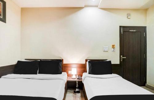 Sindhi Camp Hotel | Townhouse Sindhi Camp