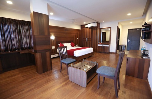 Adyar Hotel | Traders Hotel
