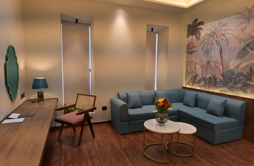 Bahadrabad Hotel | Tree of Life Ganga Dwar, Haridwar