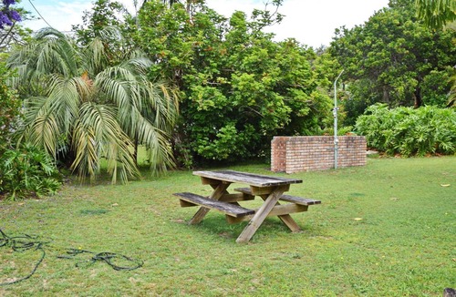 Arakoon Apartment | Trial Bay Beach Cabin 3