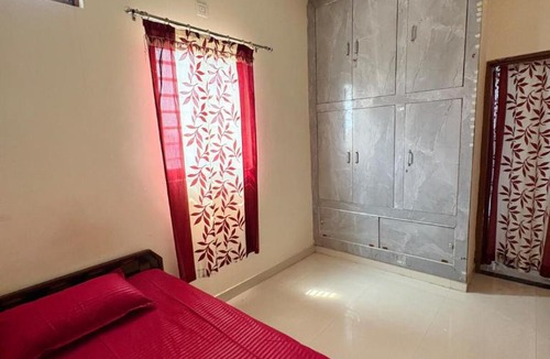 Rishikesh Apartment | Trilok Retreat Homestay near rishikesh 2BHK